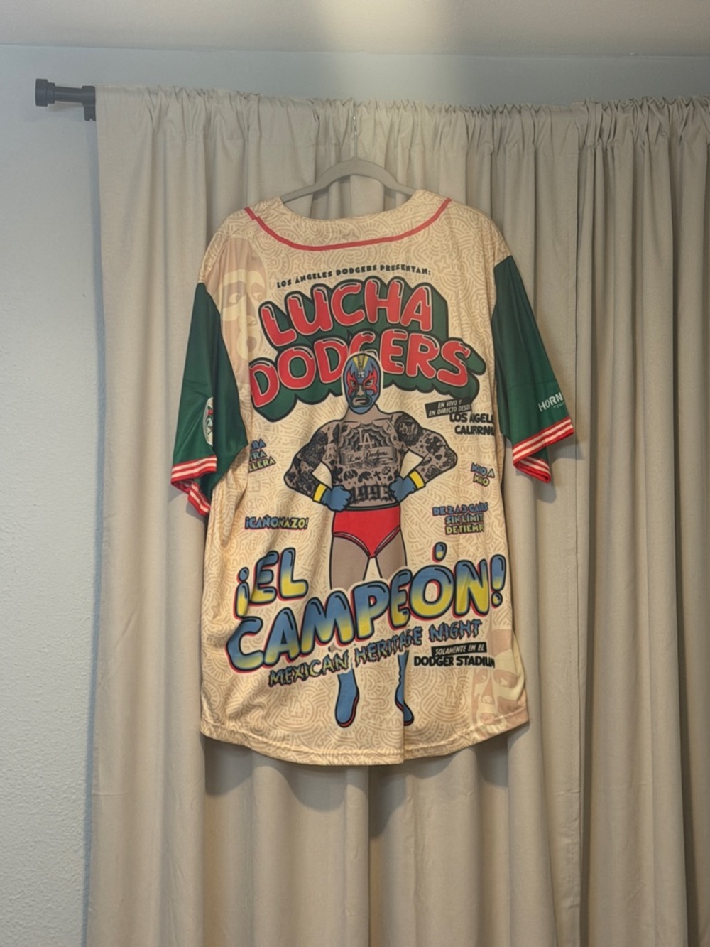 Los Angeles Dodgers Lucha Dodgers El Campeón Graphic Jersey - Cream & Green